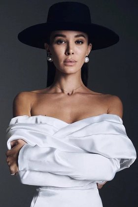 Алина